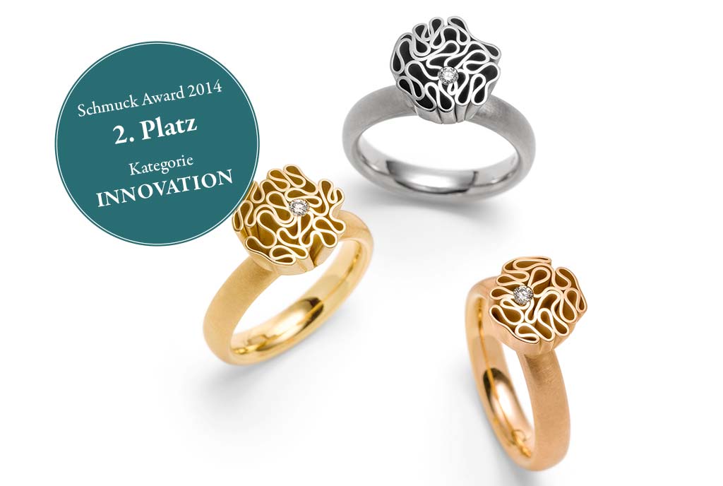 Jutta Grote gewinnt den 2. Platz des renommierten "Schmuck Award" in der Kategorie Innovation 2014 mit Ringen ihrer Schmuckserie "Koralle" von Grote contraste Goldschmiede Köln