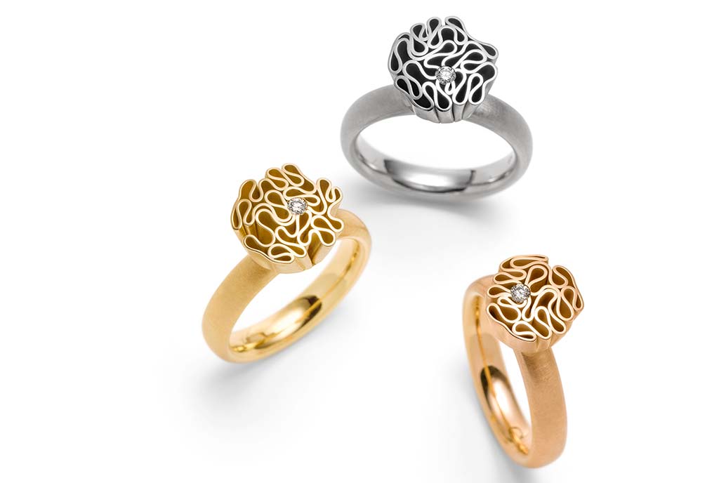 3 Ringe aus der Schmuck-Serie Koralle Goldring, Platinring, Rotgoldring mit Brillanten